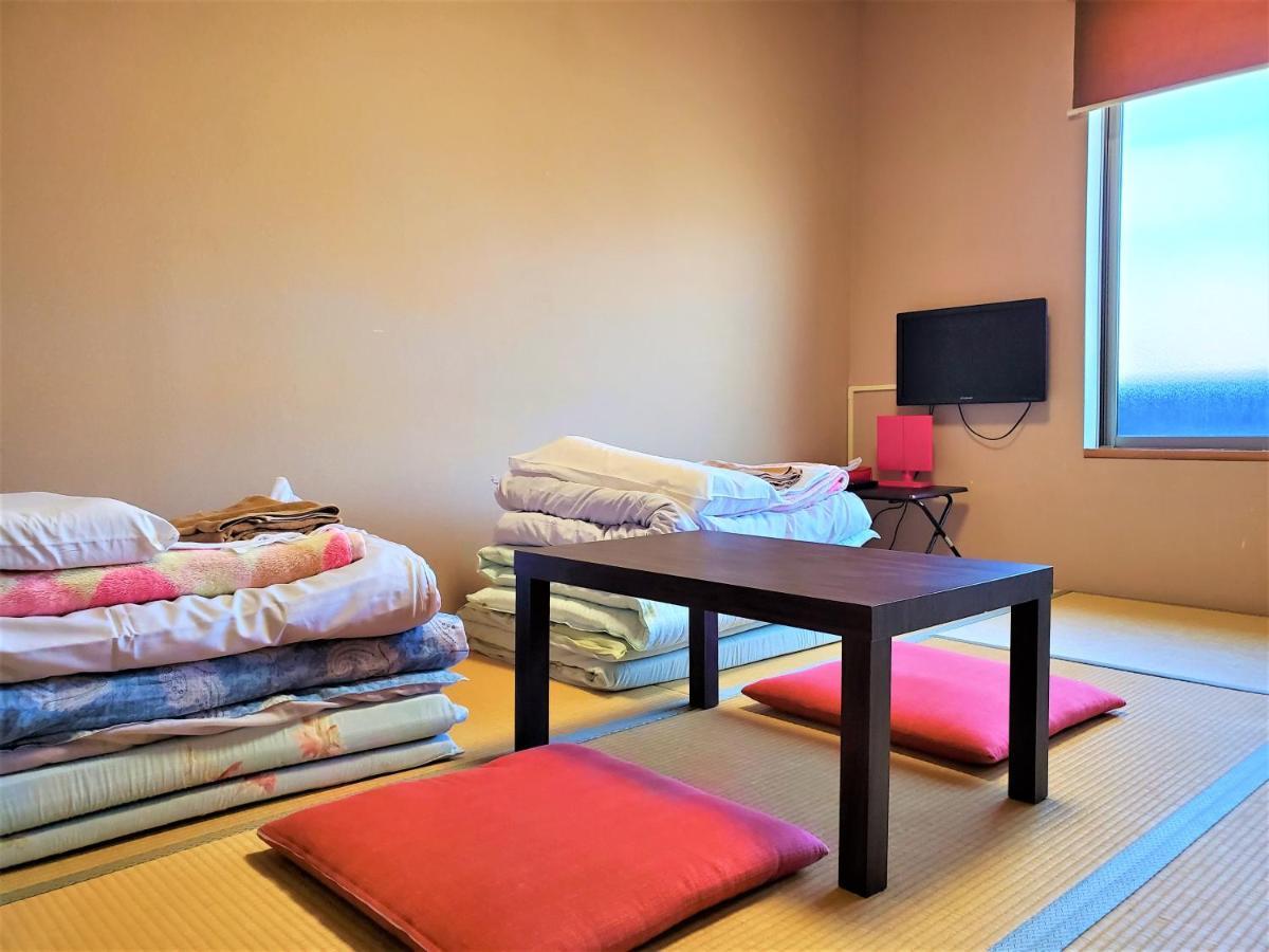 Yado Seven Beach Naoshima Exterior photo